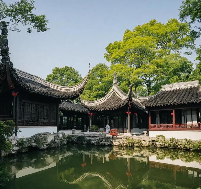 福建骤变房地产有限公司